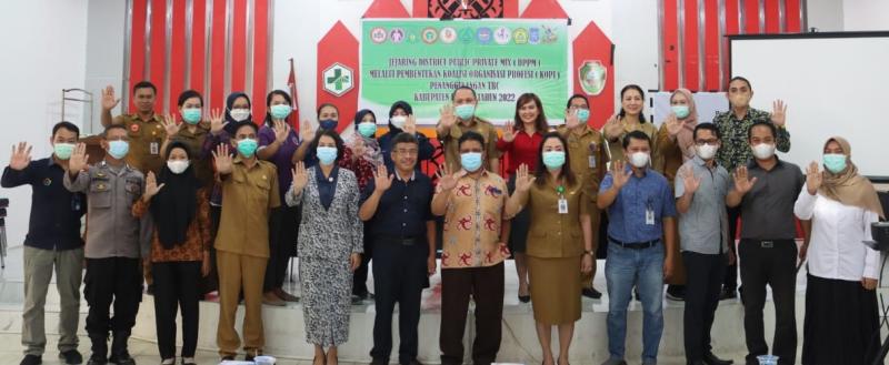MONITORING DAN EVALUASI PROGRAM TBC KABUPATEN LANDAK