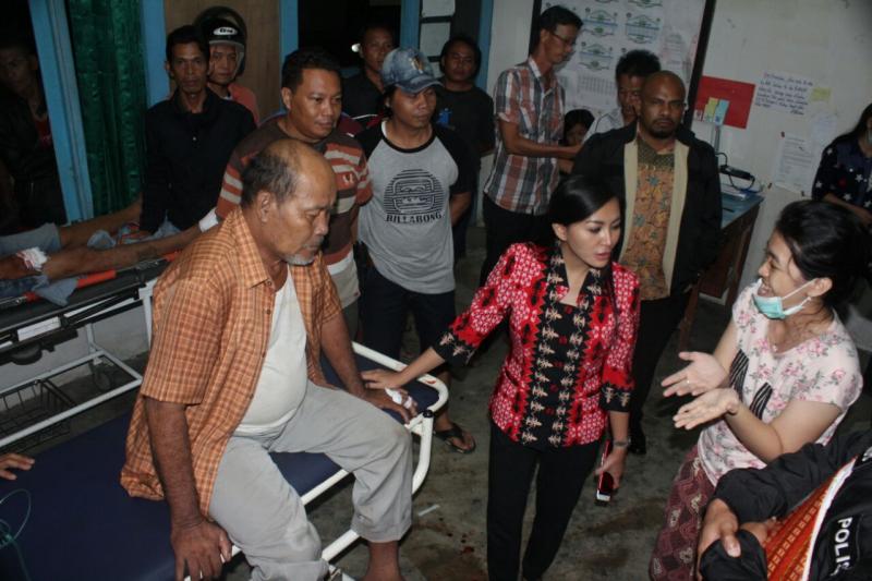 Bupati Landak Kunjungi Puskesmas Simpang Tiga